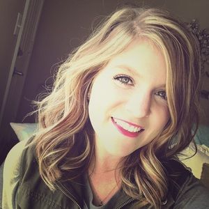 Meet your Posher, Shelby